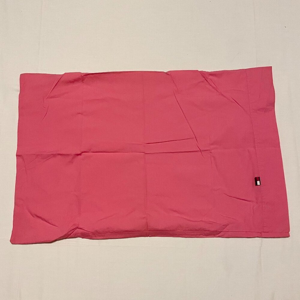 Tommy Hilfiger Cotton Pink Pillowcase 100% Cotton Standard